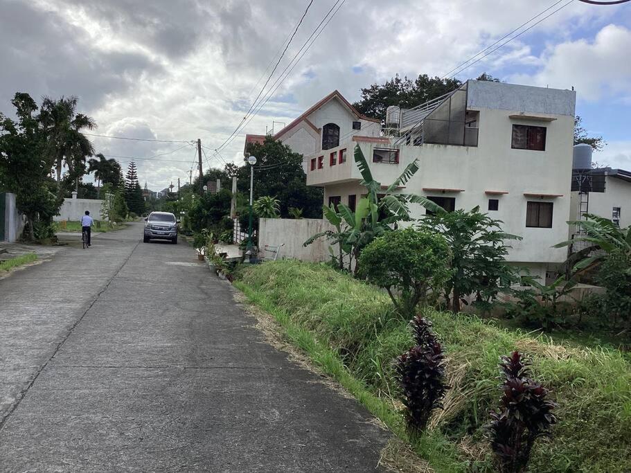 Four Bedroom Staycation House In Tagaytay Tagaytay City Exterior photo